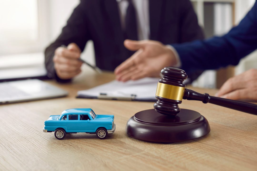 découvrez toutes les étapes pour récupérer rapidement votre véhicule en fourrière, les documents nécessaires, les démarches à suivre et les frais à prévoir pour une restitution sans souci.