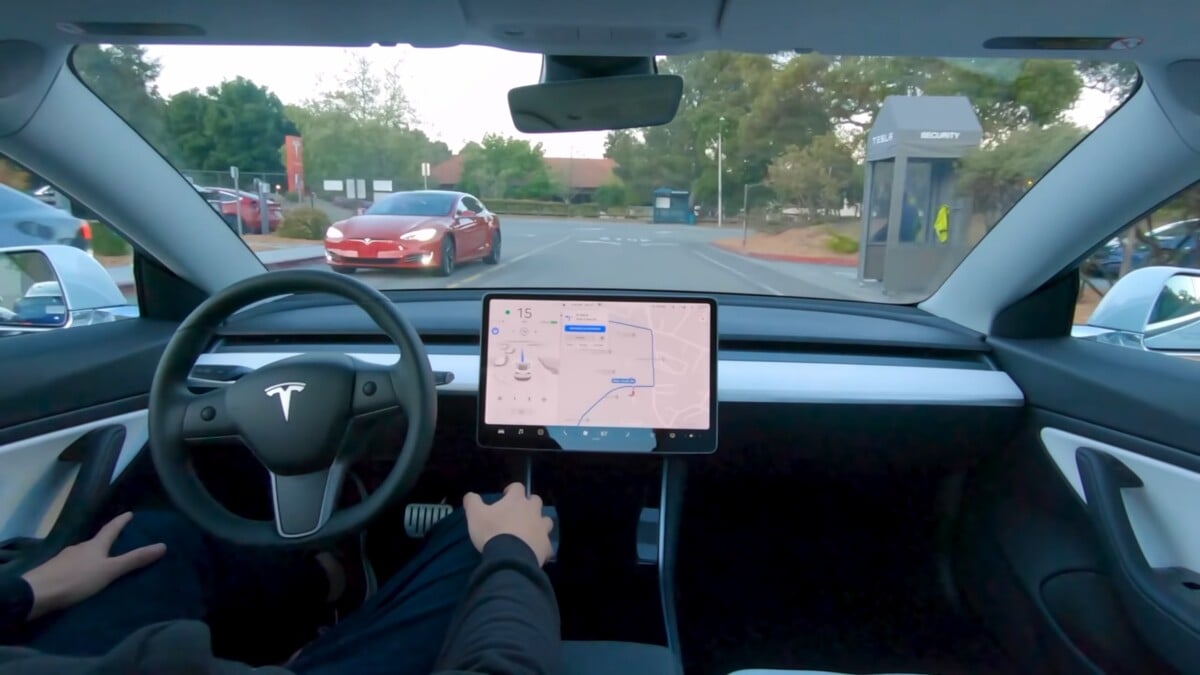 profitez d'une assurance tesla à moitié prix grâce au full self-driving (fsd), sous conditions spécifiques. réduisez vos coûts tout en bénéficiant des dernières technologies de conduite autonome.