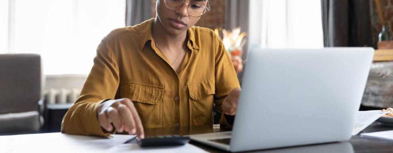découvrez nos offres d'assurance auto spécialement conçues pour les jeunes conducteurs : tarifs avantageux, garanties adaptées et conseils pour une conduite en toute sérénité.